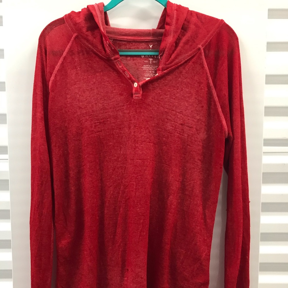 AEO hooded long sleeve